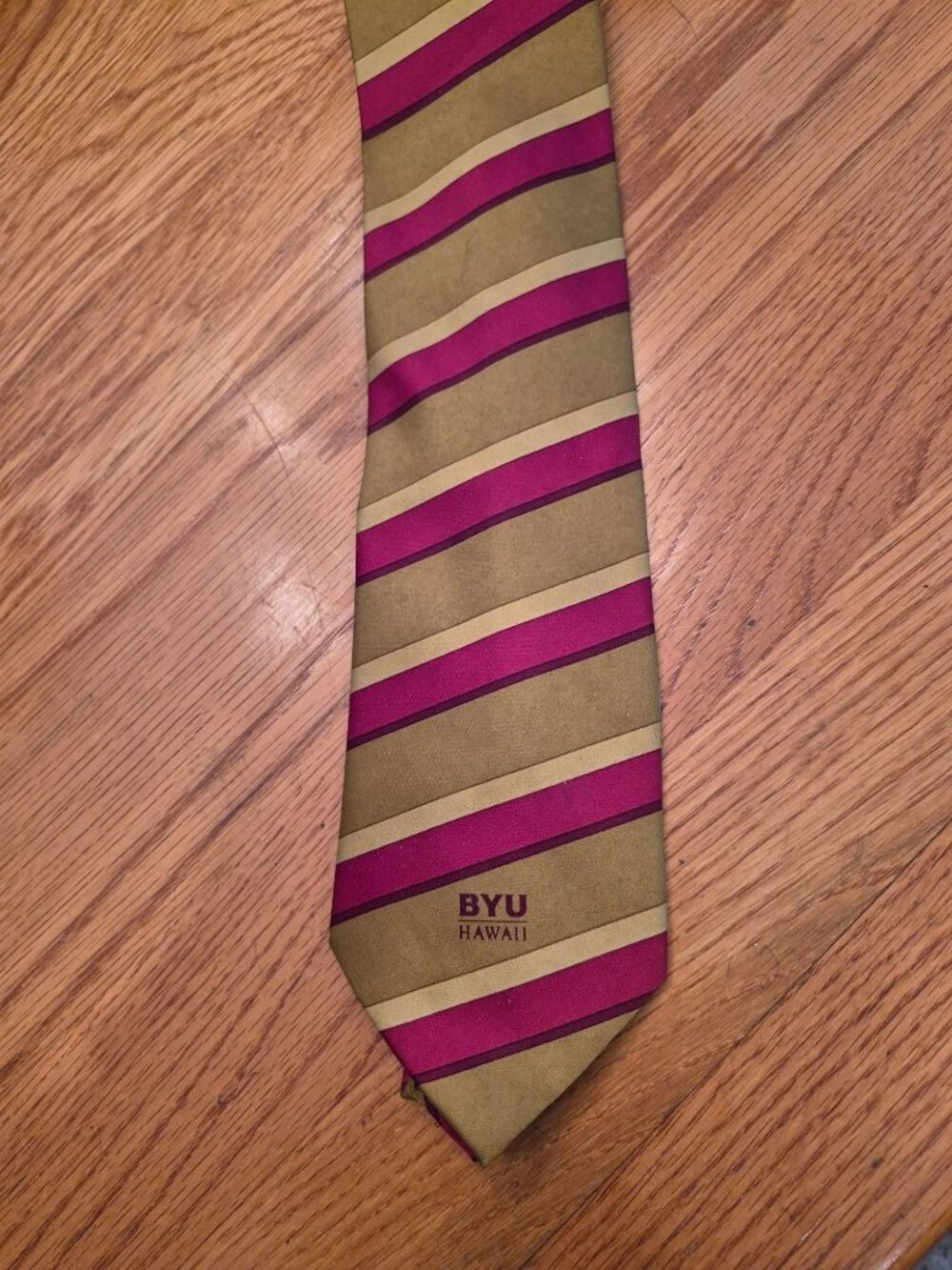 BYU Hawaii Brigham Young University Striped Tie Gold & Burgundy Polyester 57 Inc